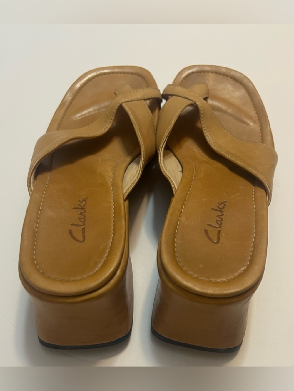 Y2K Clarks Women’s Tan Leather Slip-On Mules - Picture 3 of 7